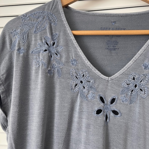 AE Dusty Blue Embroidered Top - Picture 3 of 4